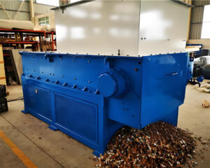 Измельчитель древесины — Мощный измельчитель